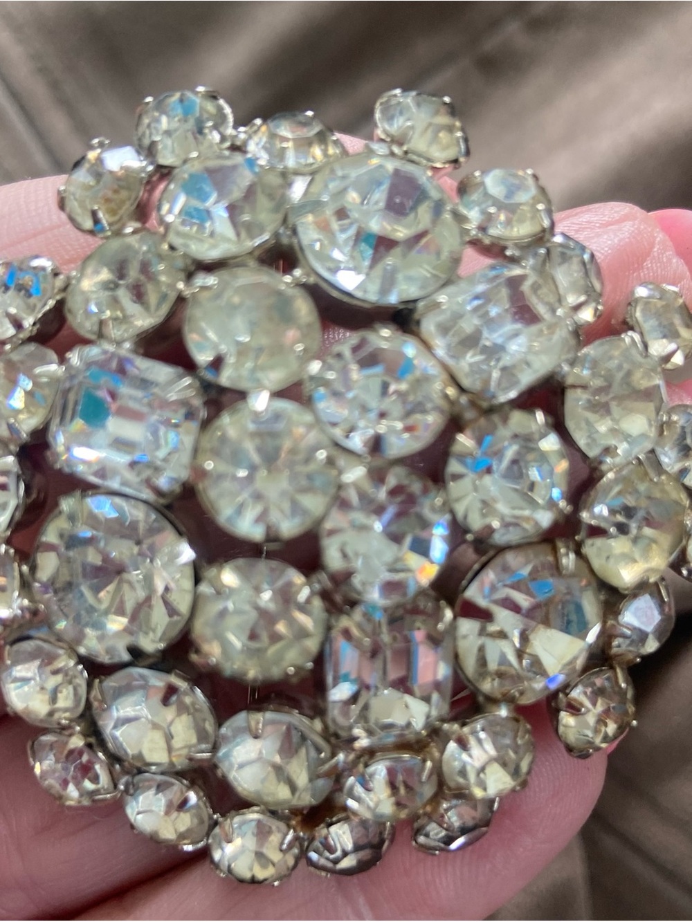 Vintage-Albert Weiss Signed Clear Crystal Cluster Brooch - Elegant Sparkle! - Picture 3 of 3
